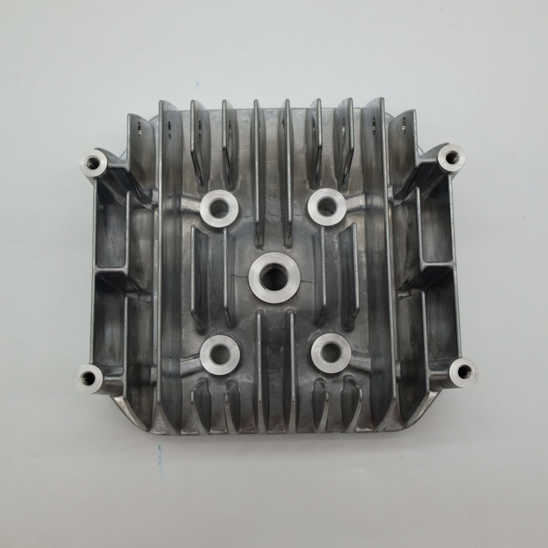 SILVER BLOK BLOCK CYLINDER HEAD yamaha 125Z PNP RXK RX K RX KING original yamaha made in THAILAND