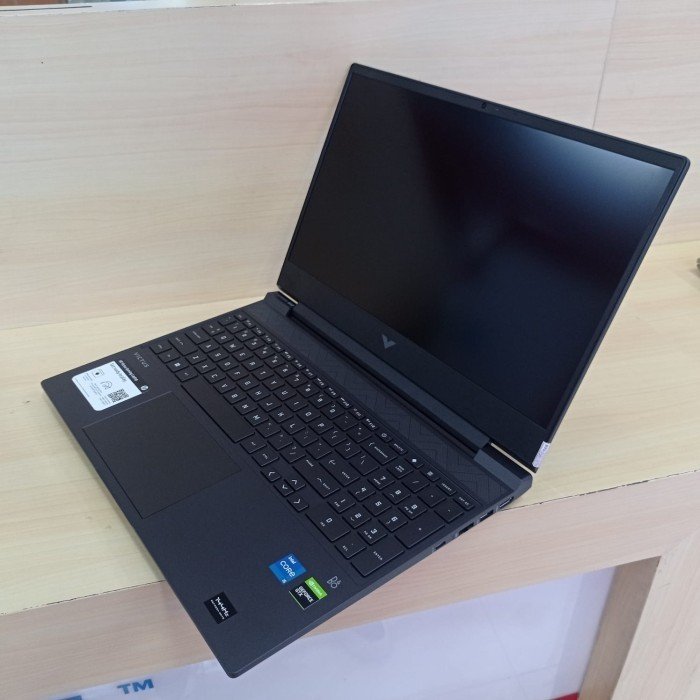 LAPTOP GAMING MURAH HP VICTUS 15 FA0116TX INTEL CORE I5 12500H RAM 8GB 16GB 512GB GTX1650-4GB FHD IPS 144HZ WINDOWS 11 HOME + OHS MICA SILVER