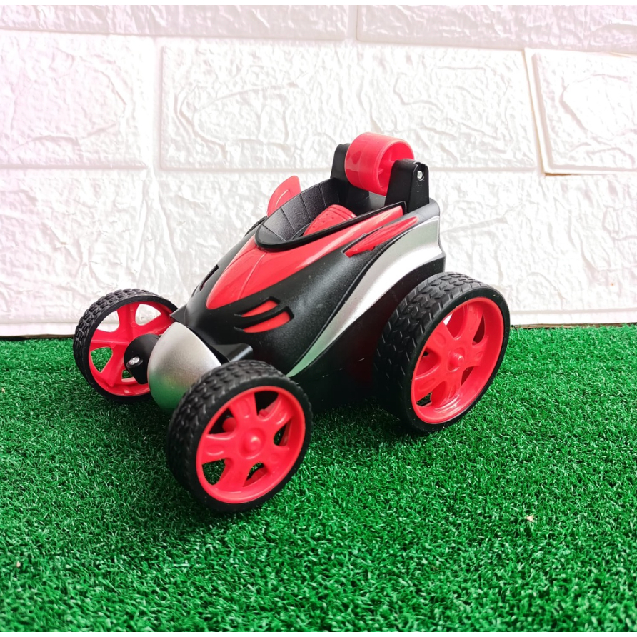 MAINAN ANAK MOBIL MOBILAN STUNT CAR PUTAR RC LAMPU 1:24 360 SERU