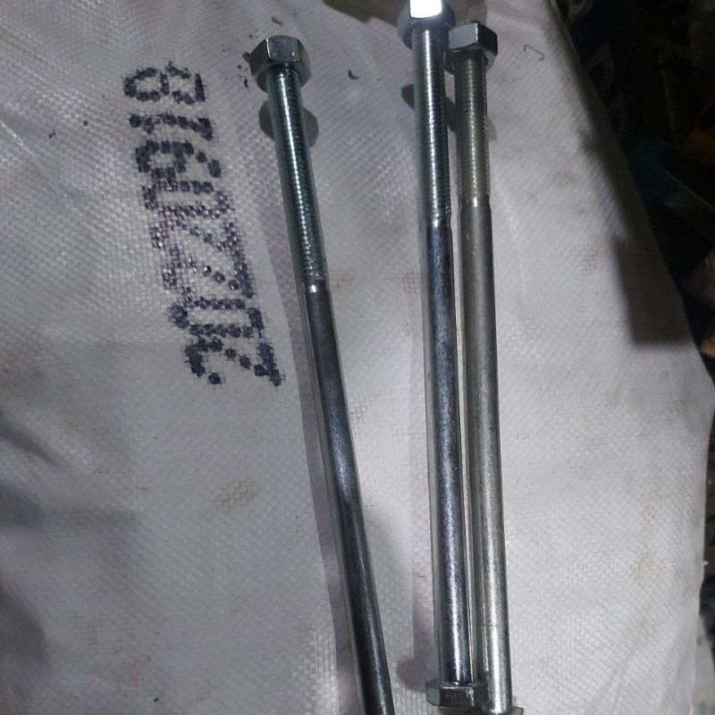 Baut Gongsol M12x250mm Baut balok kayu + ring Baut Kunci 19 Panjang 25cm