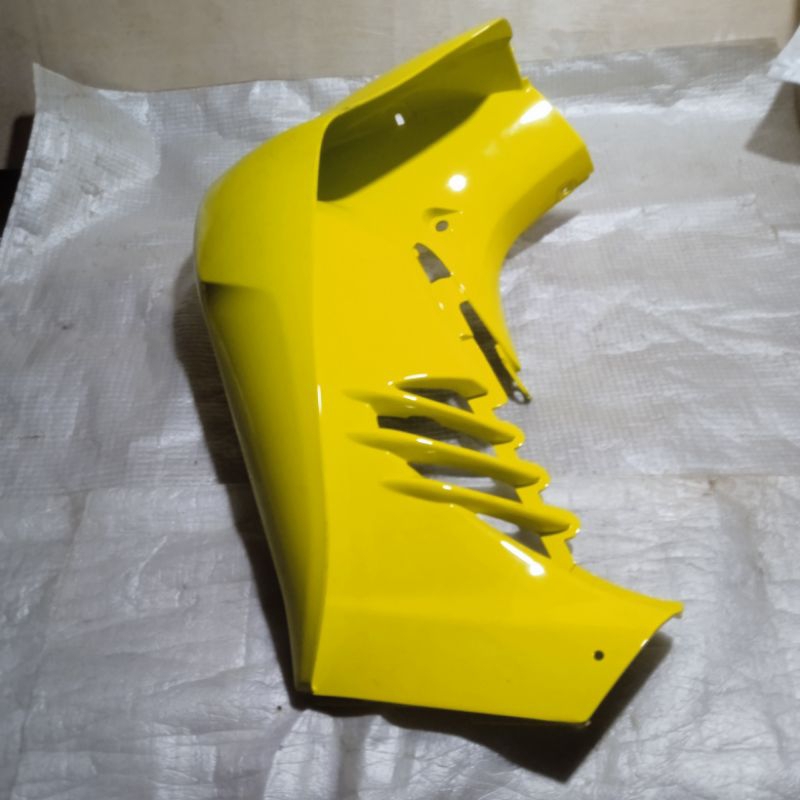 Legsil leg shield fairing sayap kiri Suzuki Shogun Sp Fd 125 Kuning Original SGP 48121B20G20N038