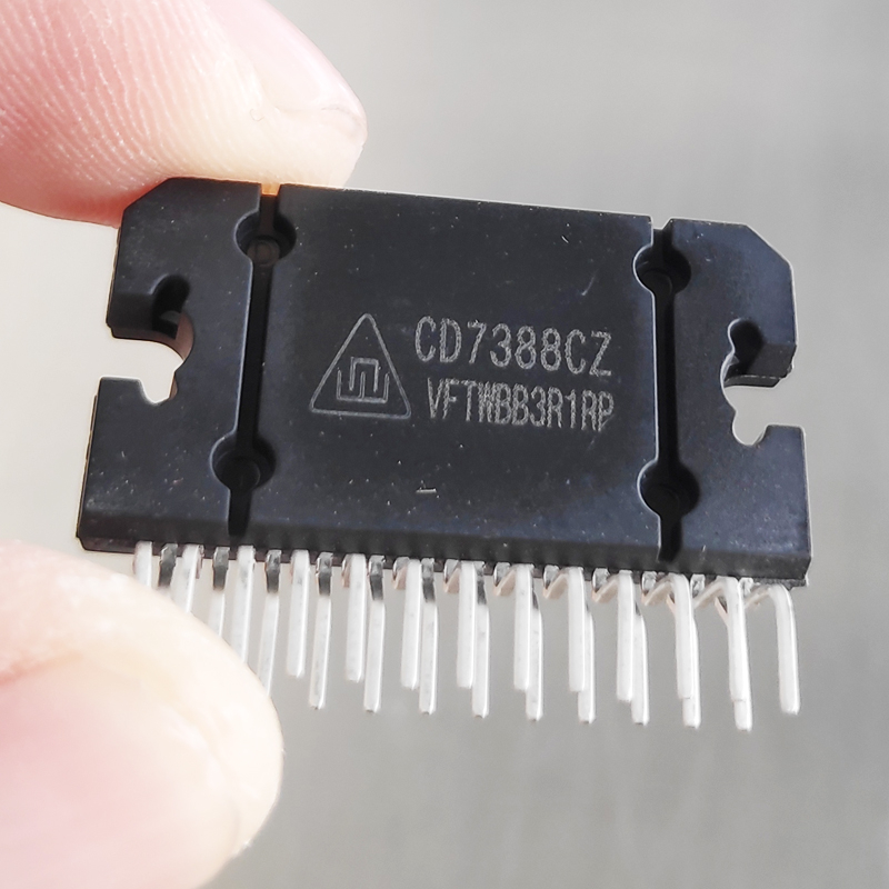 IC CD7388CZ CR 7388CZ QUAD BRIDGE CAR RADIO AMPLIFIER ZIP25 INTEGRATED CIRCUIT CD7388 CZ