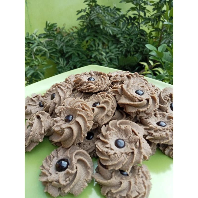 

KUE SEMPRIT COKLAT ( TOPLES 600ML)