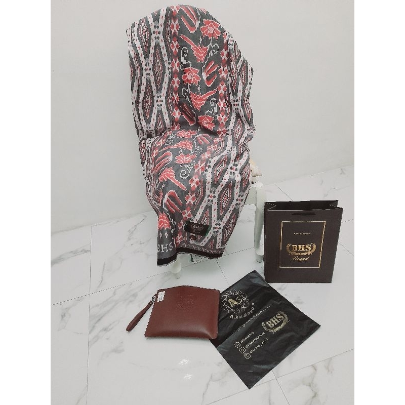 Sarung BHS Goyor Royal gold putih abu-abu