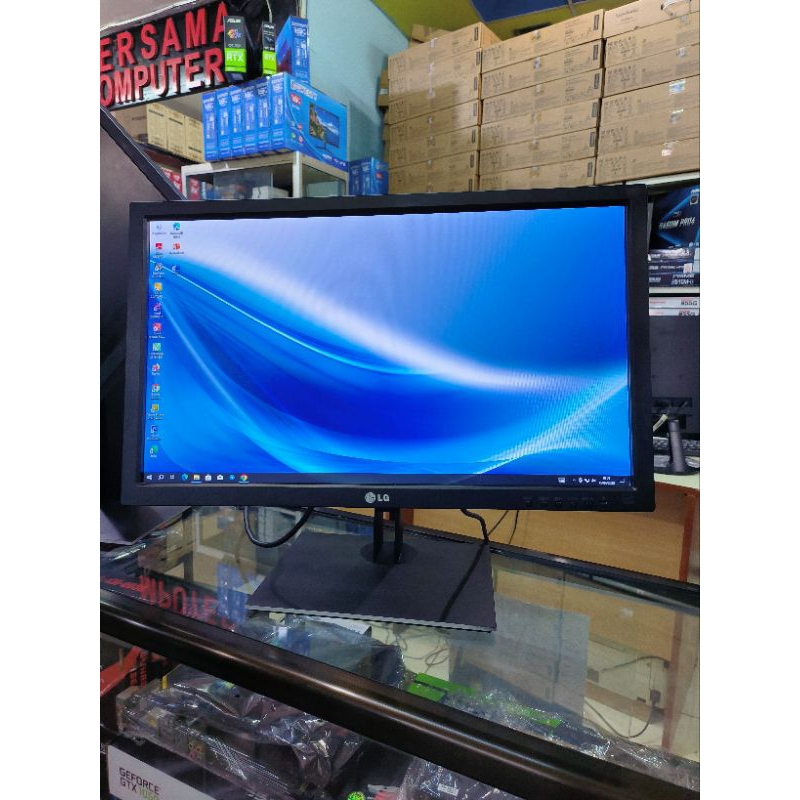 Monitor LG 24 in normal murah