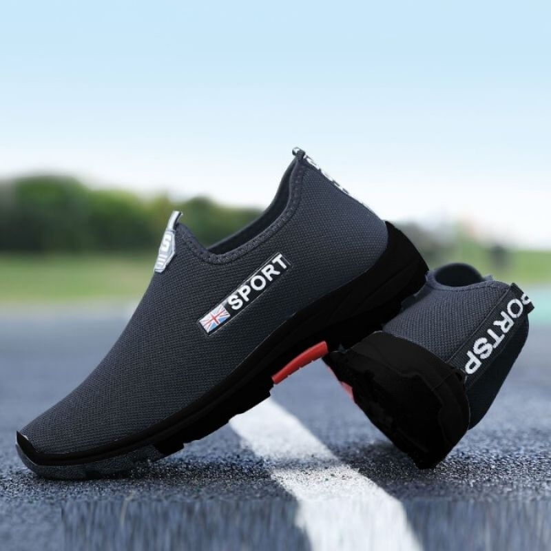 FASHION SALE sepatu Slip On hitam AEROSPORT Sepatu Slip on Pria Tanpa tali casual outdoor termurah