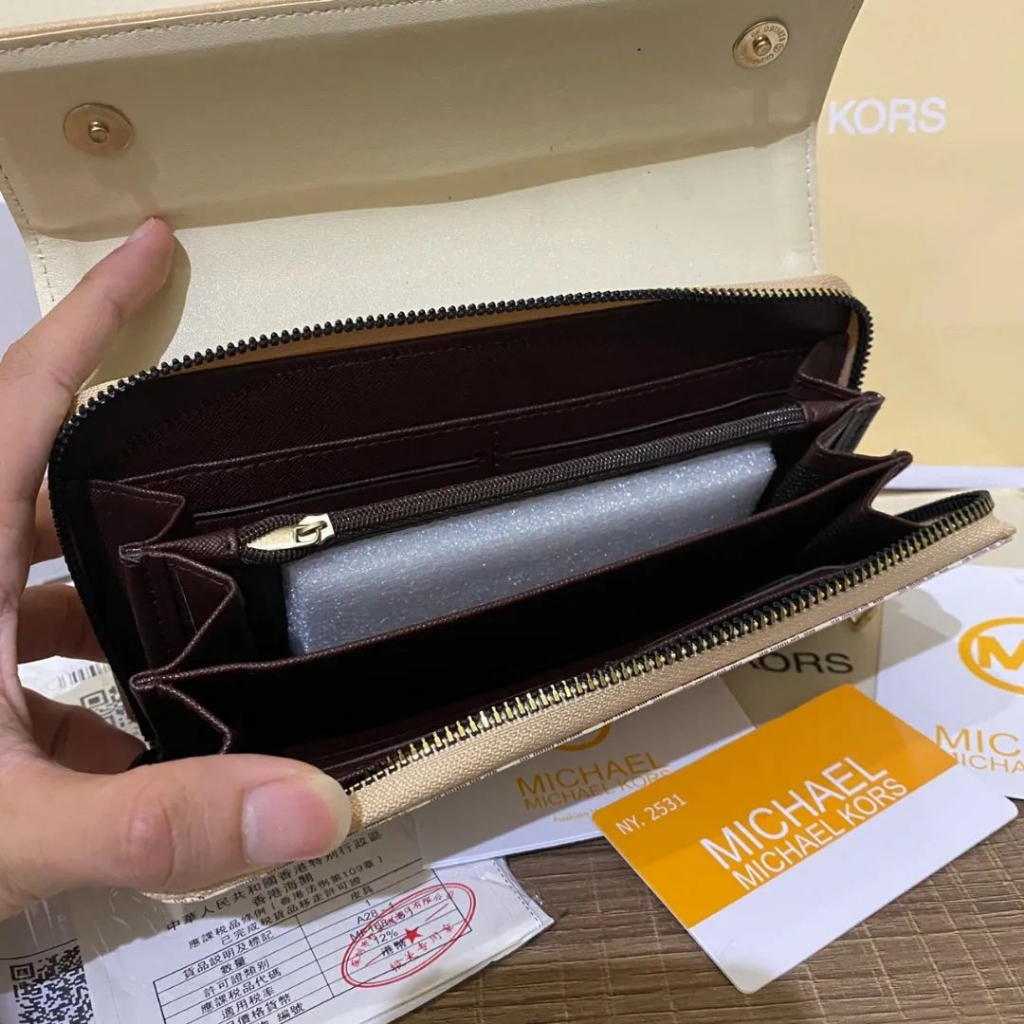 Dompet Panjang Wanita Emka Tutup Magnet Free Box+Paperbag Fullset