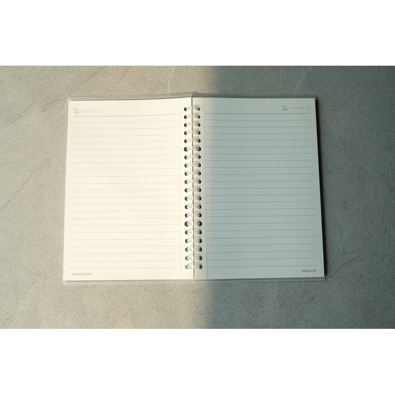 

HJK Notebook Spiral A5 B5 Cover Holder Bergaris (XQHY-015)