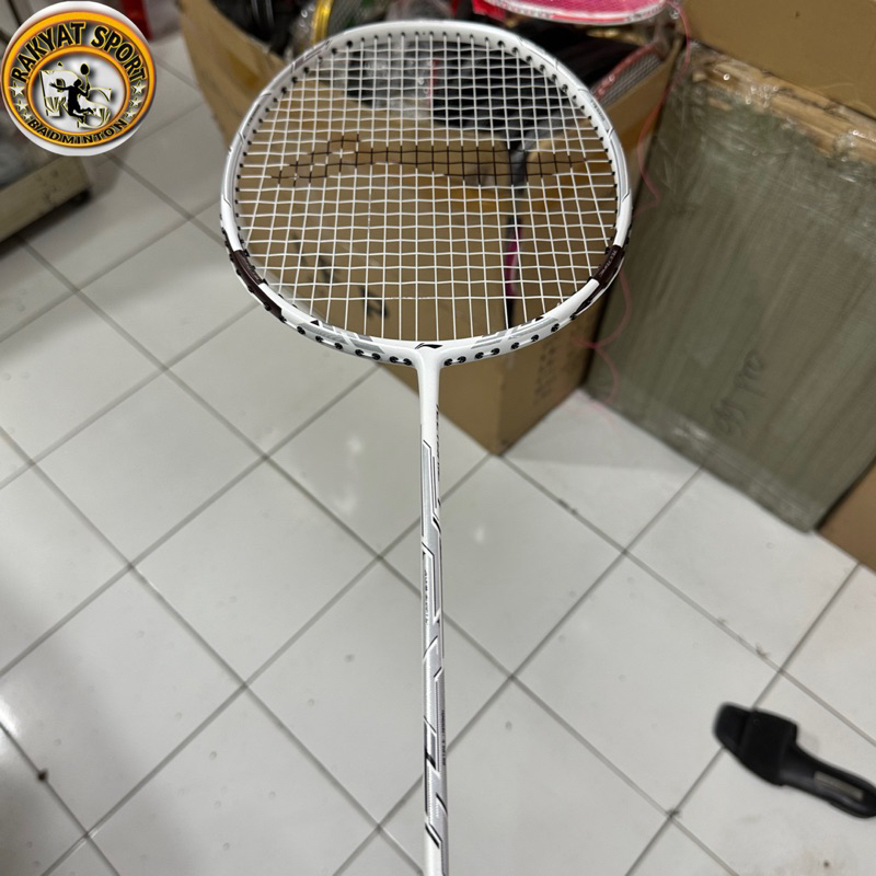 RAKET BADMINTON LINING TECTONIC 7 DRIVE 32LBS