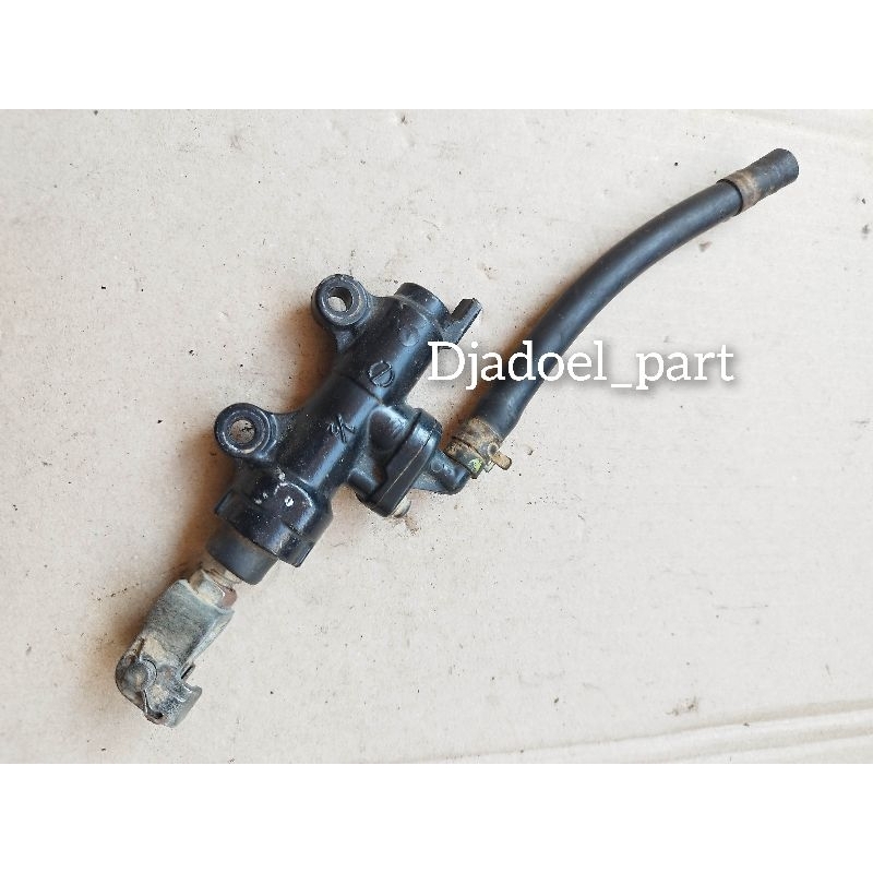 master rem belakang CBR150R CBR 150 R LED old lama original