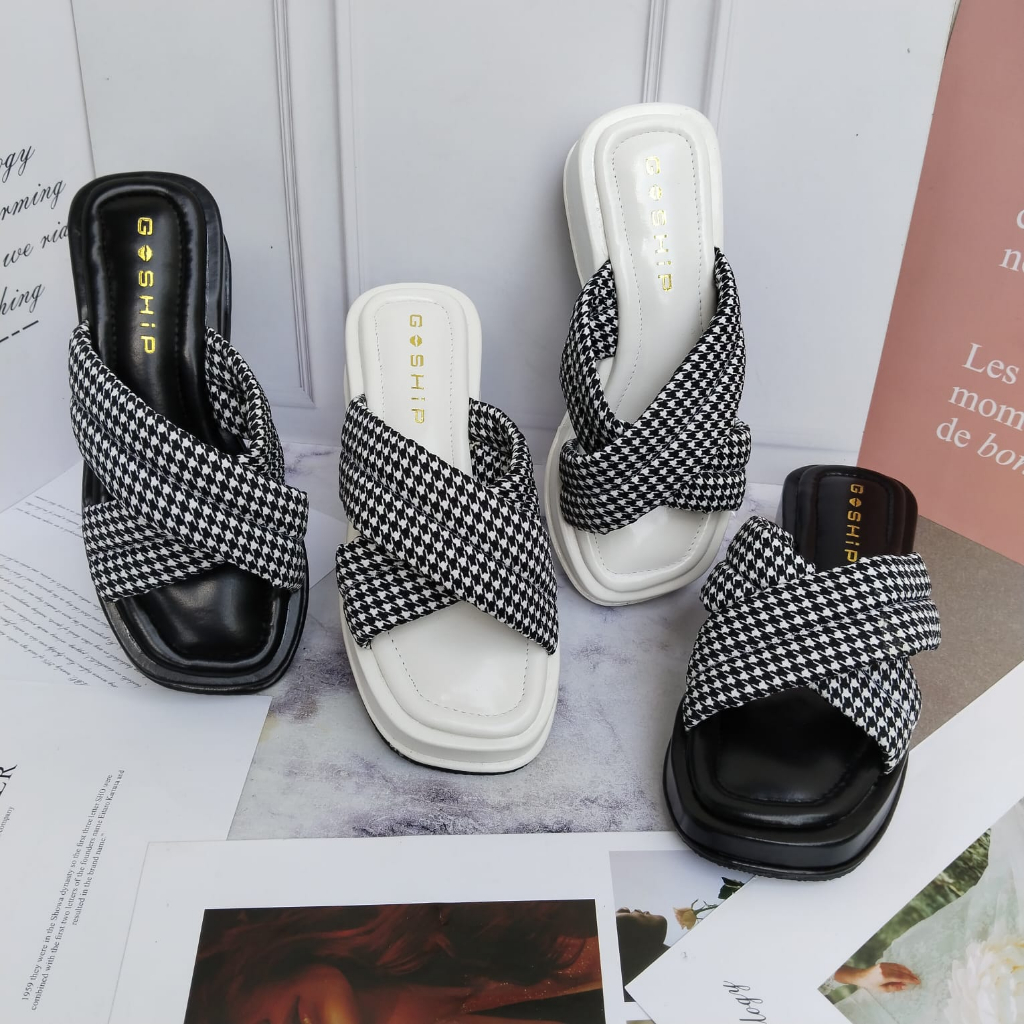 GOSHIP SANDAL WEDGES WANITA MOTIF KOTAK SILANG BL-08