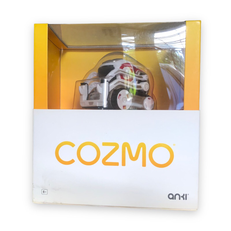 COZMO ANKI ROBOT