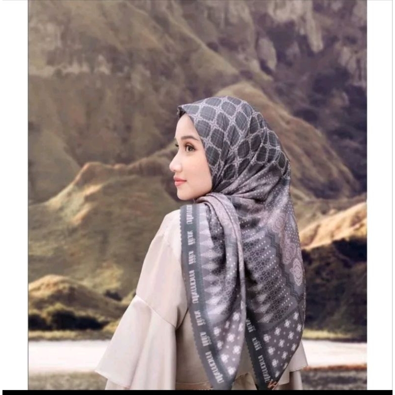 PRELOVED SCARF BAJAWA MAUVE VANILLA HIJAB