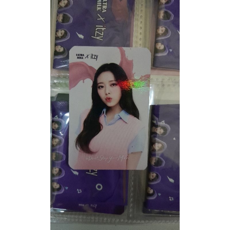 itzy x ultramilk pc photocard yuna ryujin yeji