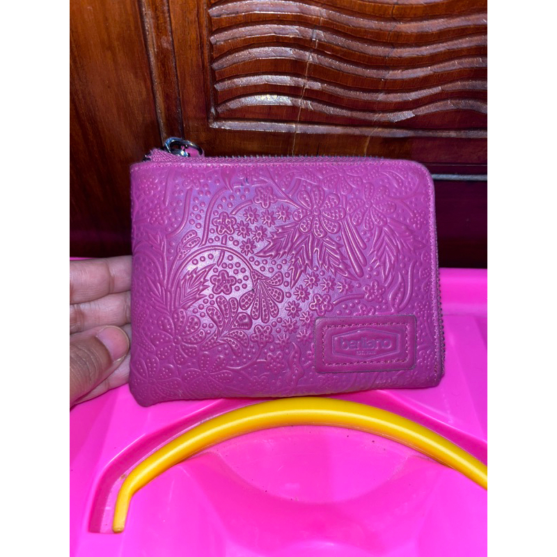 Dompet merk Berliano