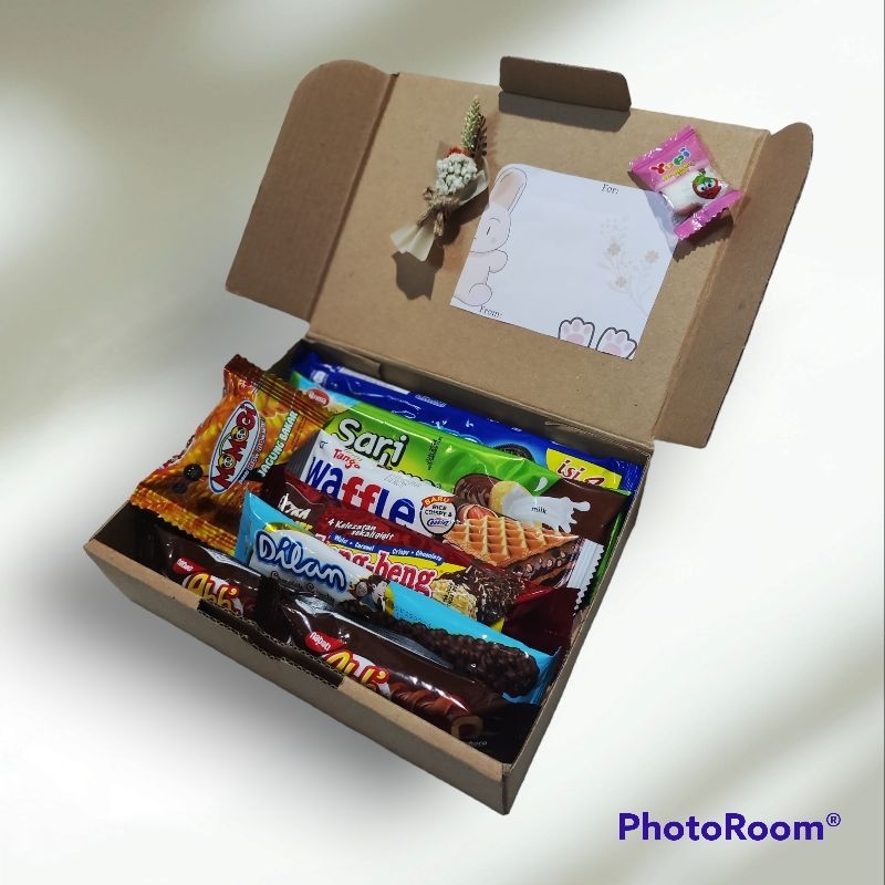

hampers box Snack ulang tahun, graduation, valentine