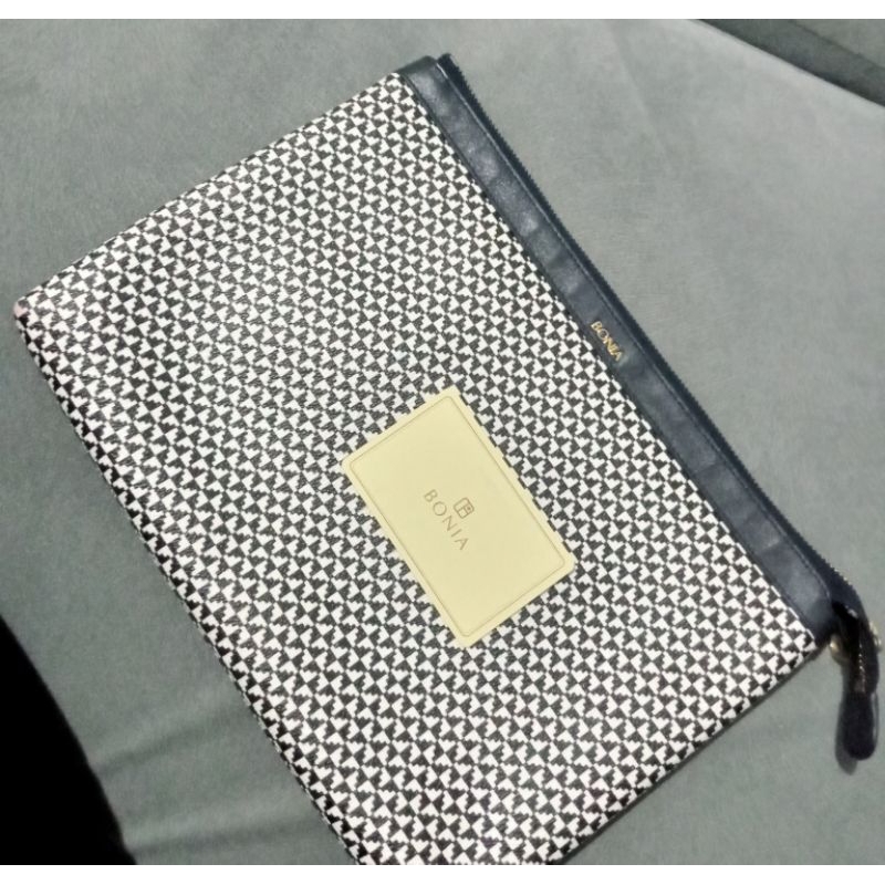 BONIA ORIGINAL (PRELOVED)