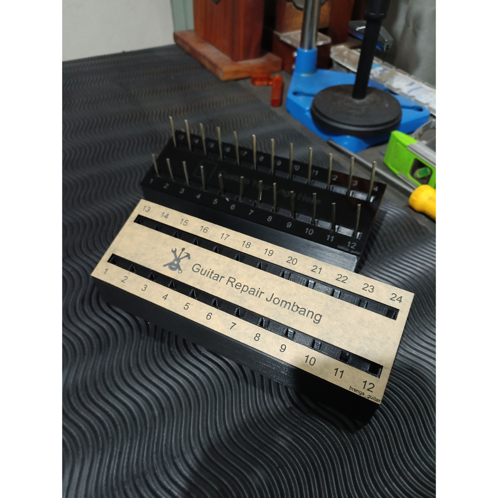 Fret Holder Tatakan 24 Fret Custom Logo Panjang 210mm
