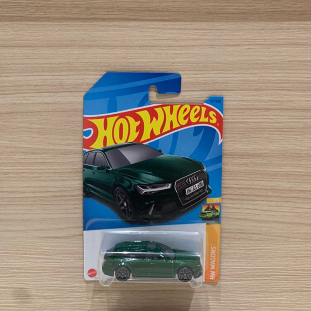 Hot Wheels Audi RS 6 Avant Green