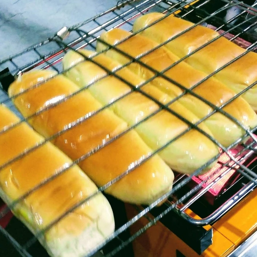 

Roti Polos untuk Roti Panggang / Bakar Khas Bangka uk 20 cm - 90 gr