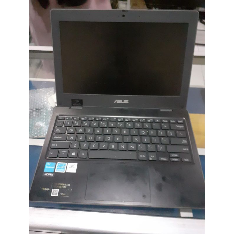 Netbook Asus N4500 slim