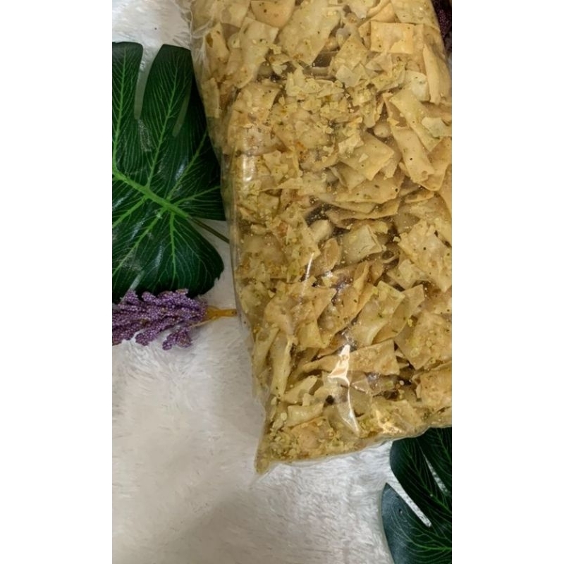 

Keripik/Kripik Pangsit Daun Jeruk Nagih_ngemil 500gr