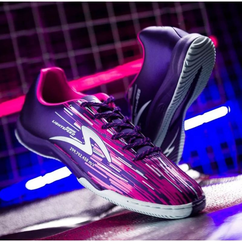 Diskon Terbatas Sepatu Futsal Specs Lightspeed Reborn IN Valhalla Pink / Sepatu Futsal Cowok