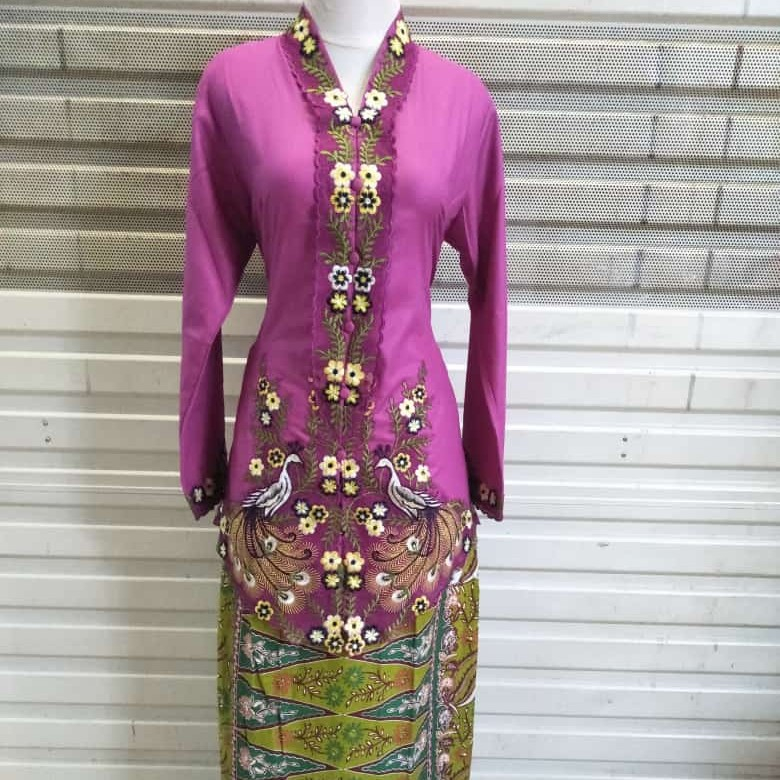 Kebaya Encim Lengan Panjang Bordir Katun Ima - magenta