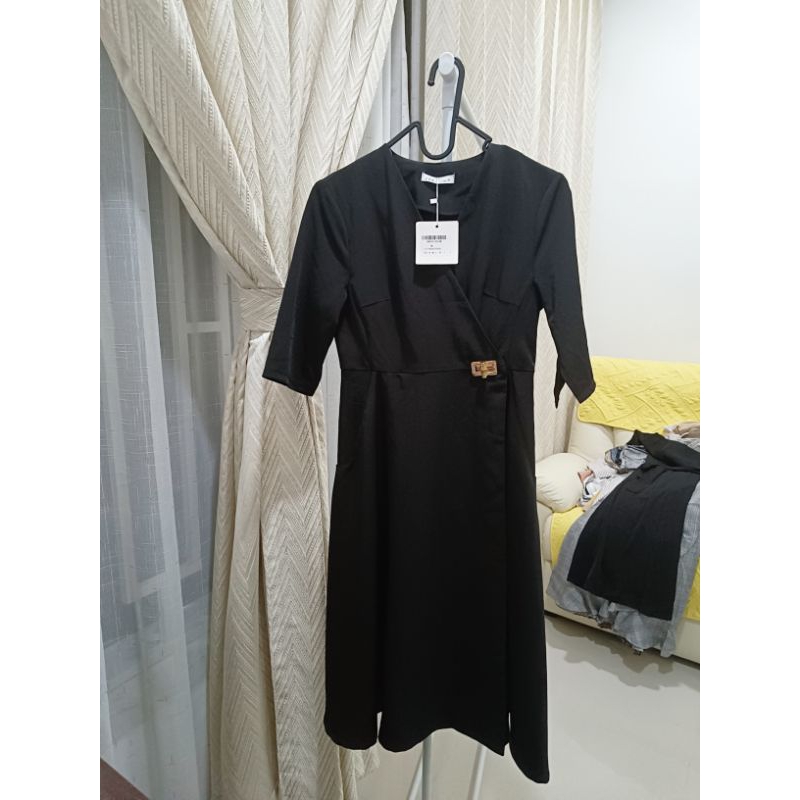 PRELOVED DRESS HITAM D25