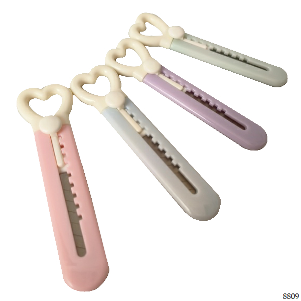 

cutter mini lucu bentuk hati no. 8809