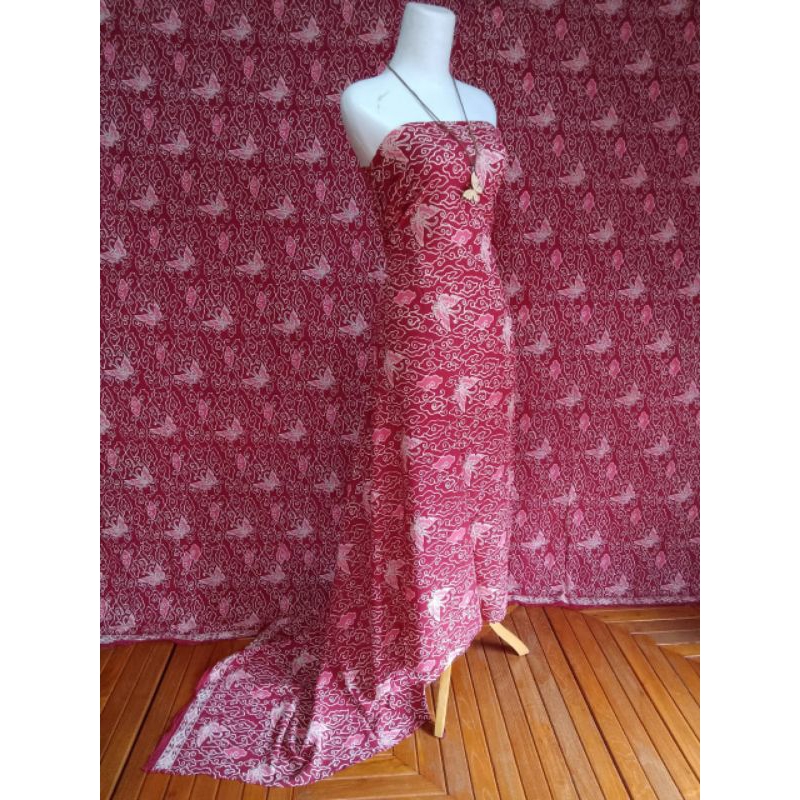 kain batik wanita cap tulis bahan paris khas trusmi cirebon solo pekalongan motif murah