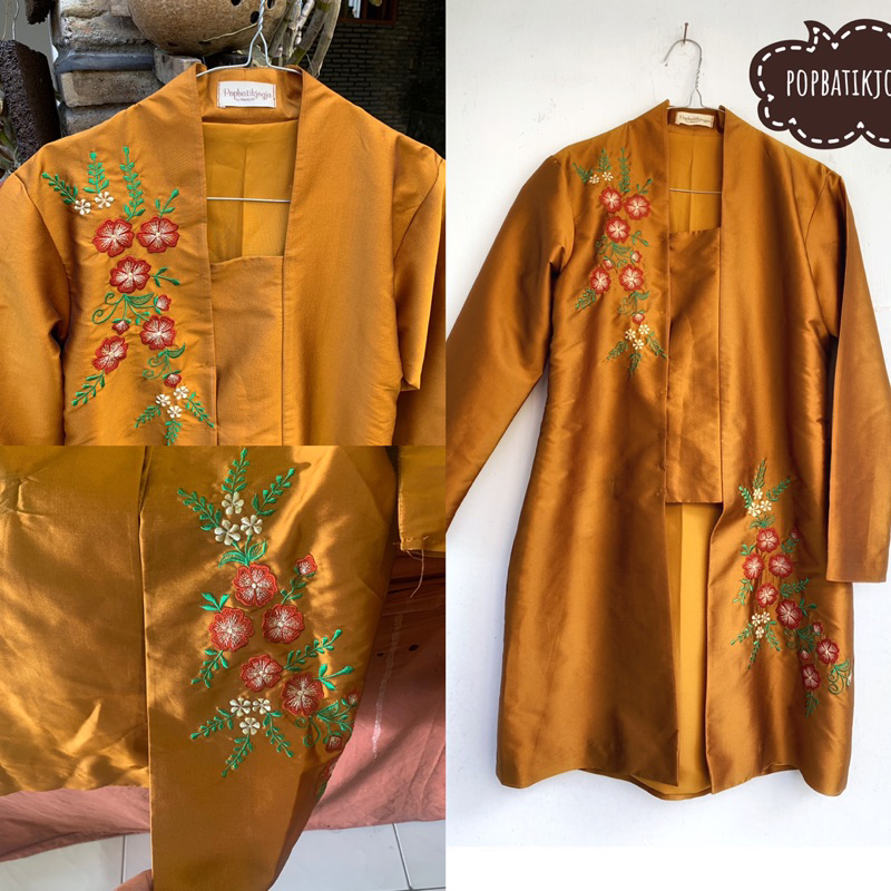 Kebaya tafeta bordir (manual embroidery)