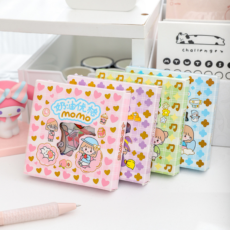 

Sticker Waterproof Sticker Momo Dapat Box Isi 100 Lembar
