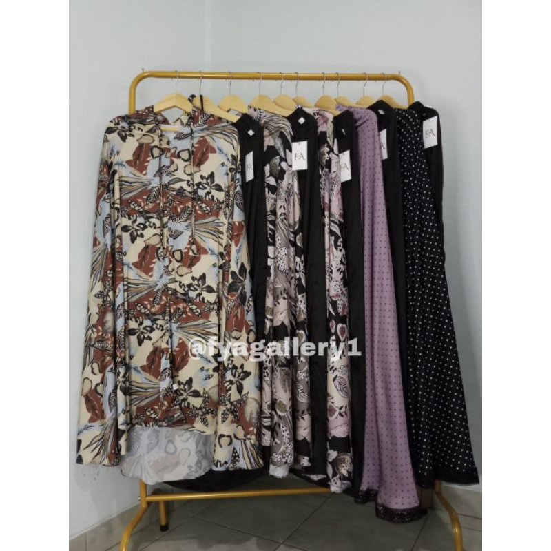 Mukena Silk Dewasa Motif Polkadot Renda Premium
