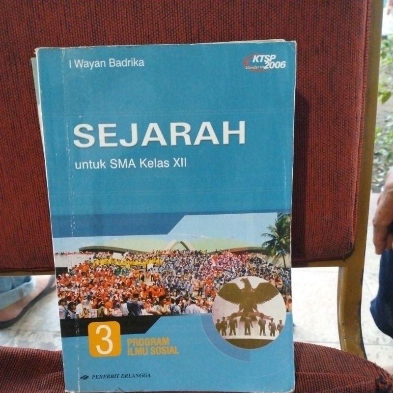 sejarah SMA kelas 3 program ilmu sosial