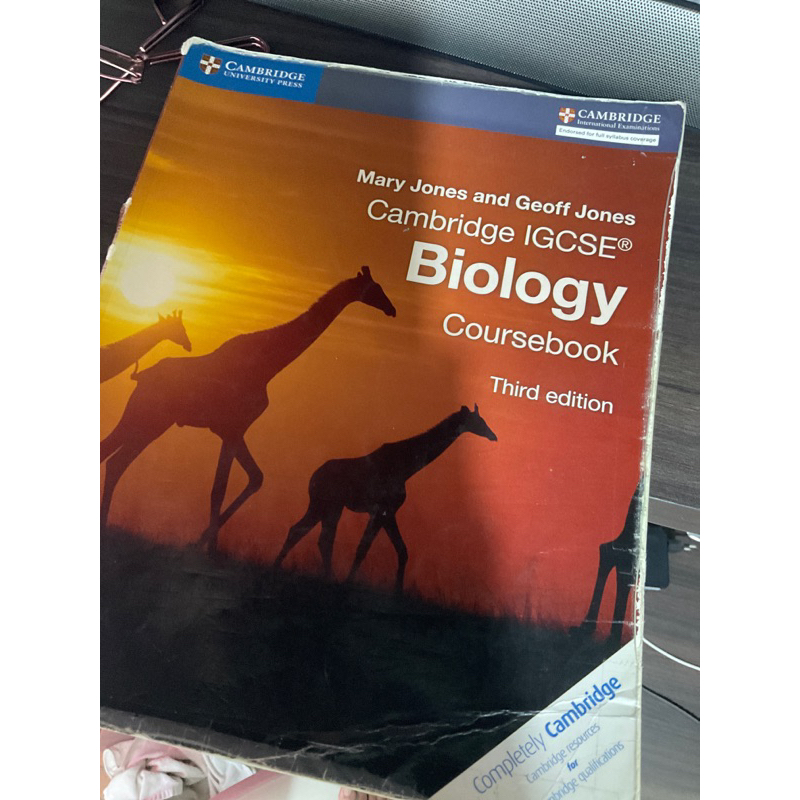 CAMBRIDGE IGCSE BIOLOGY COURSEBOOK (Third Edition)