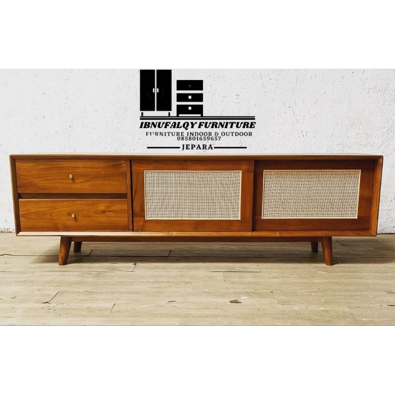 Kabinet Tv Retro Rotan