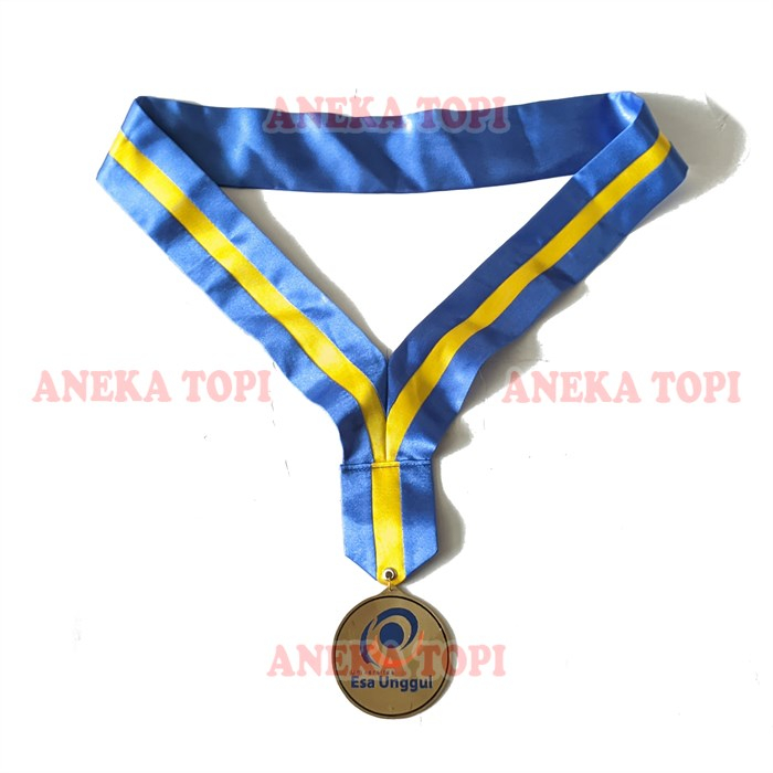 Medali Wisuda Universitas Medali Universitas Esa Unggul Medali Kelulusan - Aneka Topi