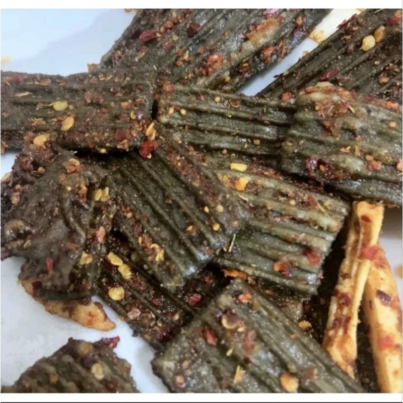 

Krupuk jengkol viral pedas daun jeruk berat 500 gram