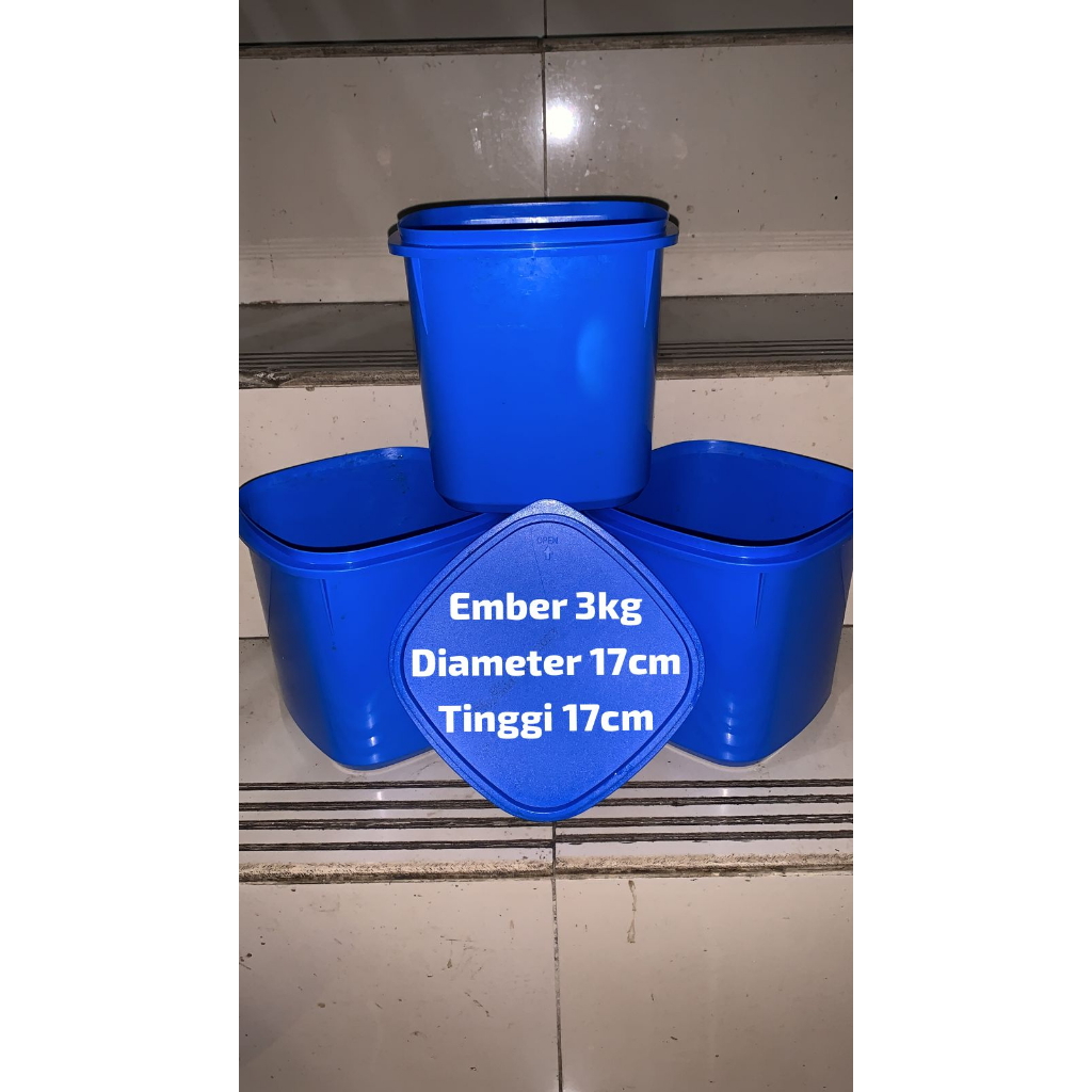 

ember 3kg warna biru kotak bekas makanan