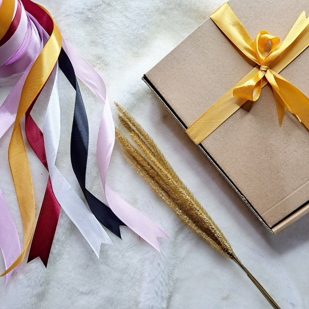 

(harga per 1 M) Pita Satin Ribbon Pita Dekorasi Box Pita Kain Silk