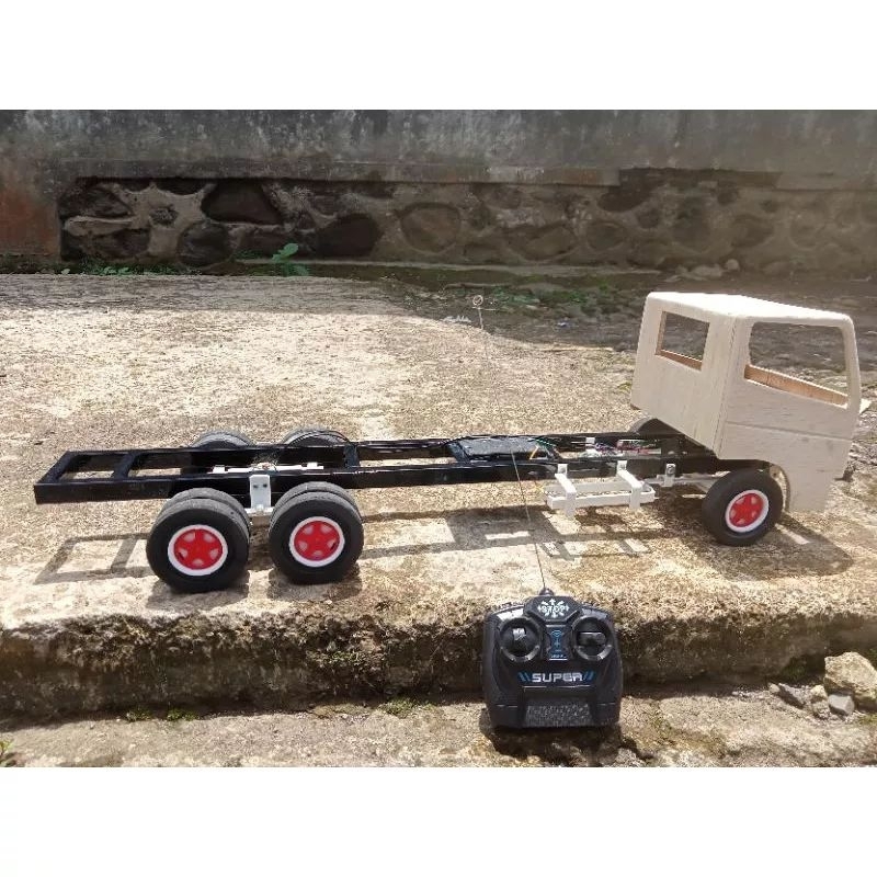 SASIS MINIATUR TRUK OLENG RC
