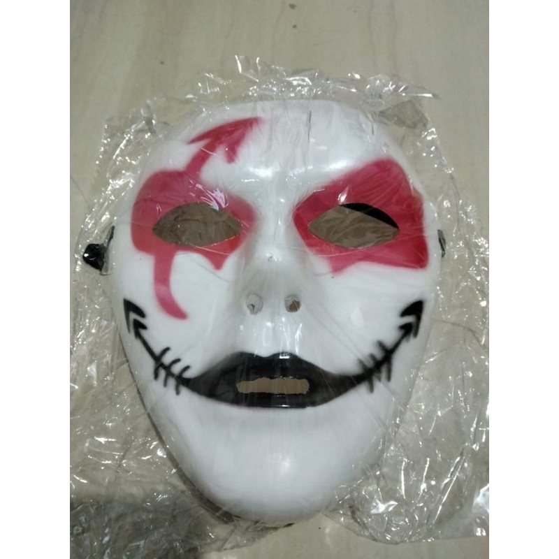 TOPENG HOROR SEREM ROCKER MAINAN TOPENG ROCKER