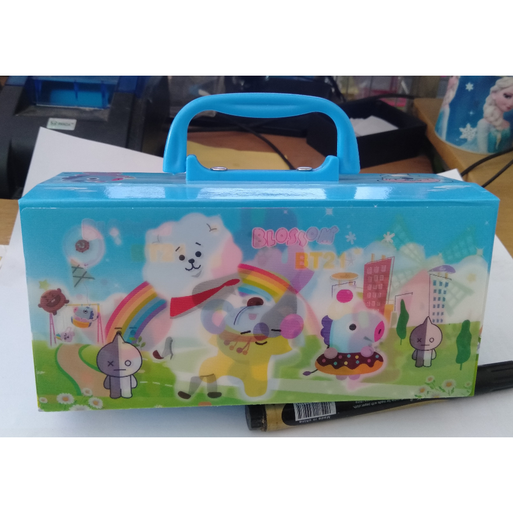 

kotak pensil/ tepak 3D/ hologram 3 susun