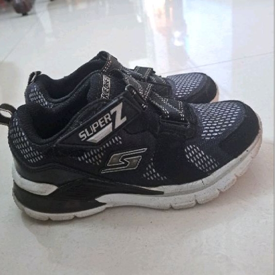 sepatu anak skechers light bisa nyala