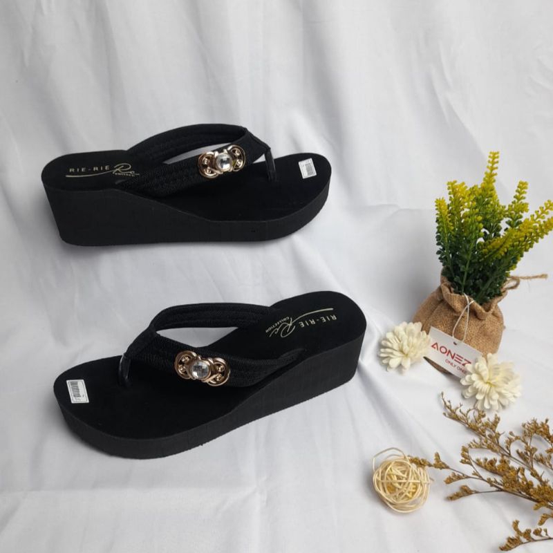 Sandal Wedges Wanita ( RIE - RIE 0651 ) Terbaru