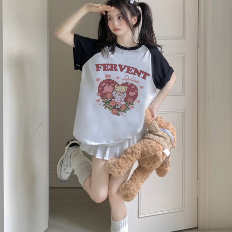 Print T-shirt Kaos Lengan Pendek Cartoon Fervent Heart Angle Oversize Atasan Wanita Korean Style