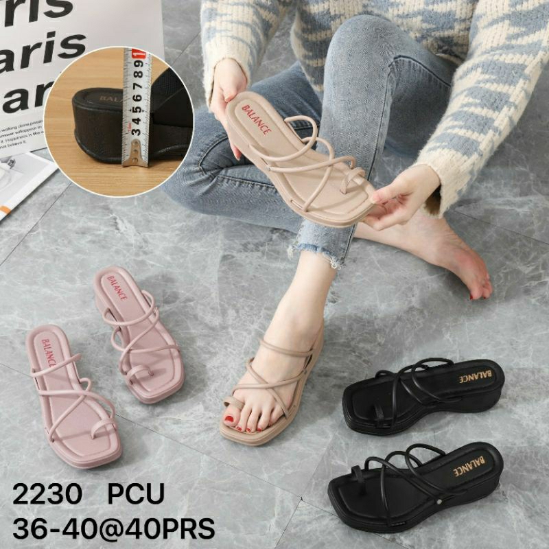 2230 Original Sandal Balance Wedges Karet Motif Silang Jempol Tali Kabel Selop Wanita Terbaru Platform Jepit Import Tinggi 5 Cm Sendal Sepatu Japit Jelly Slop PVC Cewek Perempuan Impor Ringan Elastis Empuk Cantik Elegan Semi Formal Sol Tebal