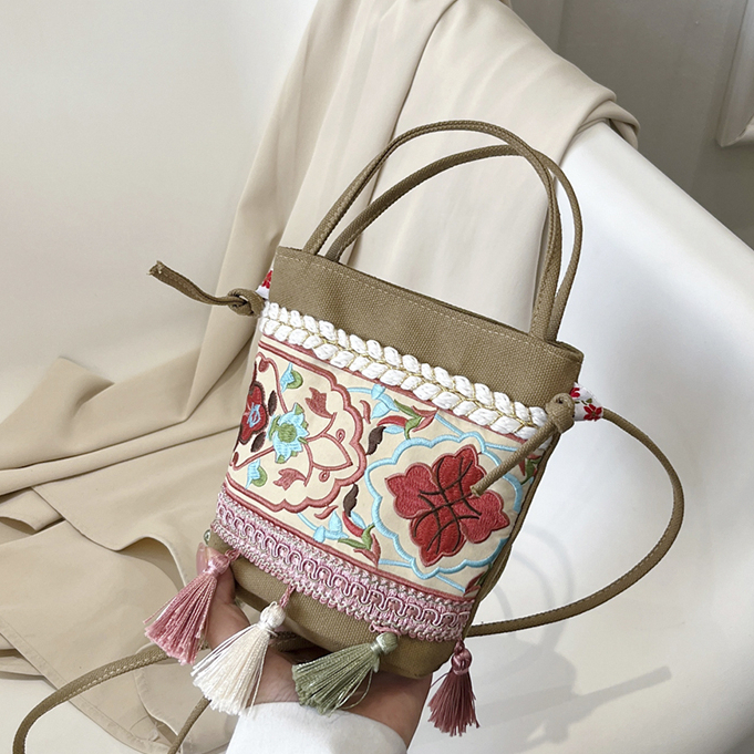 Minimalist Floral Elegant Slingbag Women 10231