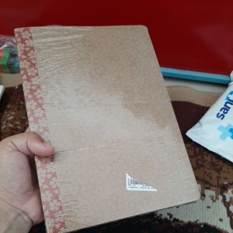 1 pack buku tulis ohayo